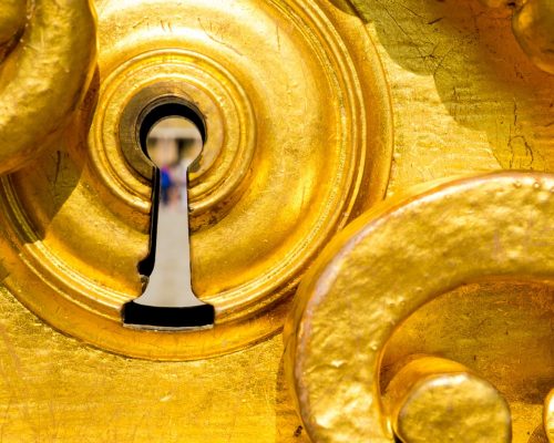 Une porte blindée à Lyon 4: trouvez le meilleur serrurier
